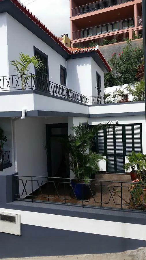 Madeira Breeze Apartment Funchal   Funchal (Madeira)